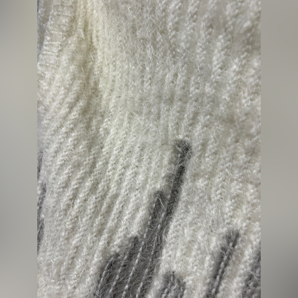 Eyelash Knit Waterfall Collar Vest - Picture 4 of 9
